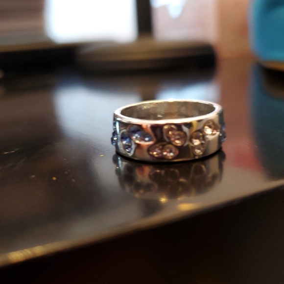 Butterfly Size 6 Ring - Picture 2 of 3